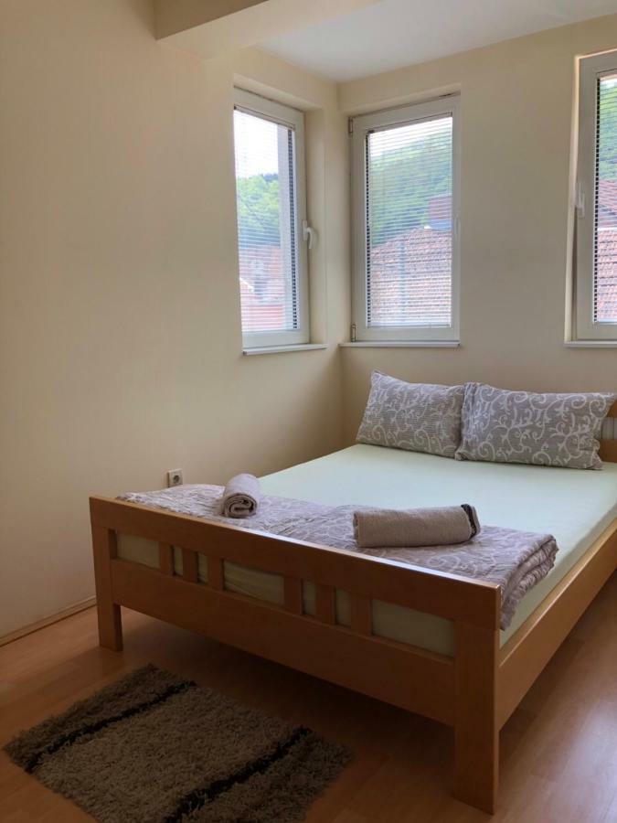 Apartmani Jovanovic Ivanjica Eksteriør billede