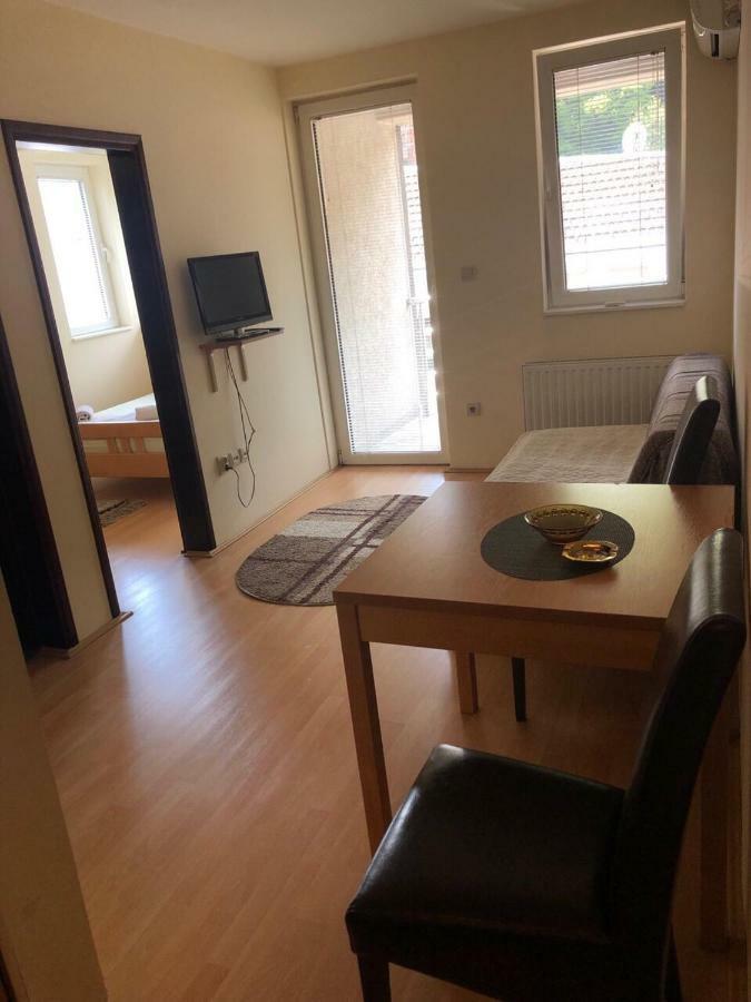 Apartmani Jovanovic Ivanjica Eksteriør billede